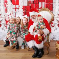 Tate, Girls & Santa